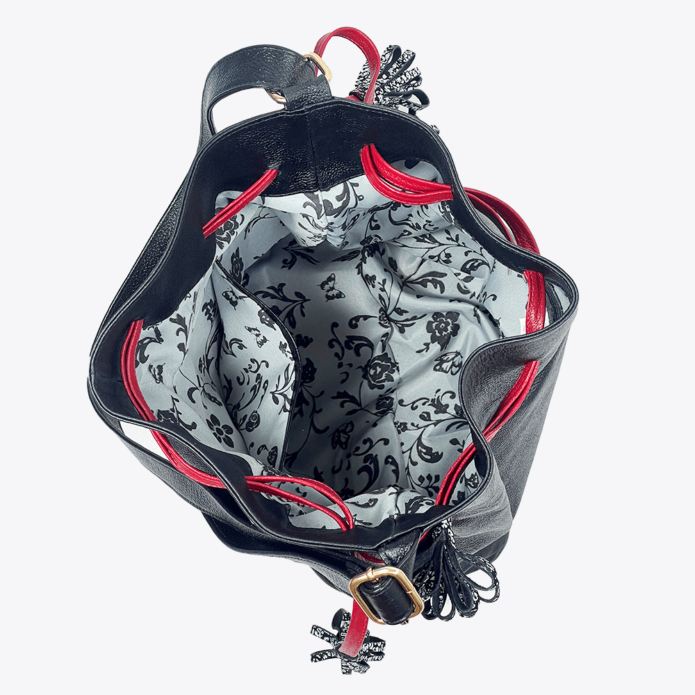 Mochila_negra_en_cuero_3